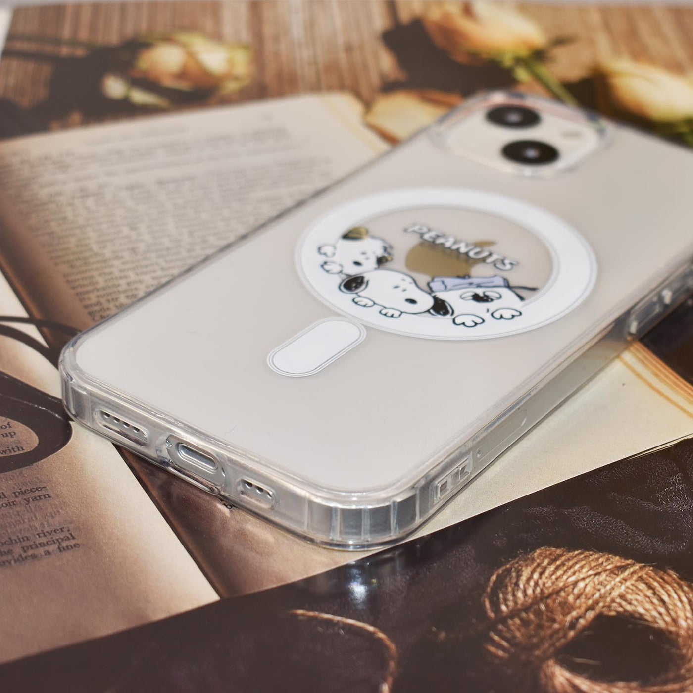 【IPHONE CASE】iPhone16 用 ケース マグネット MagSafe対応 スヌーピー スマホケース 携帯カバー 耐衝撃