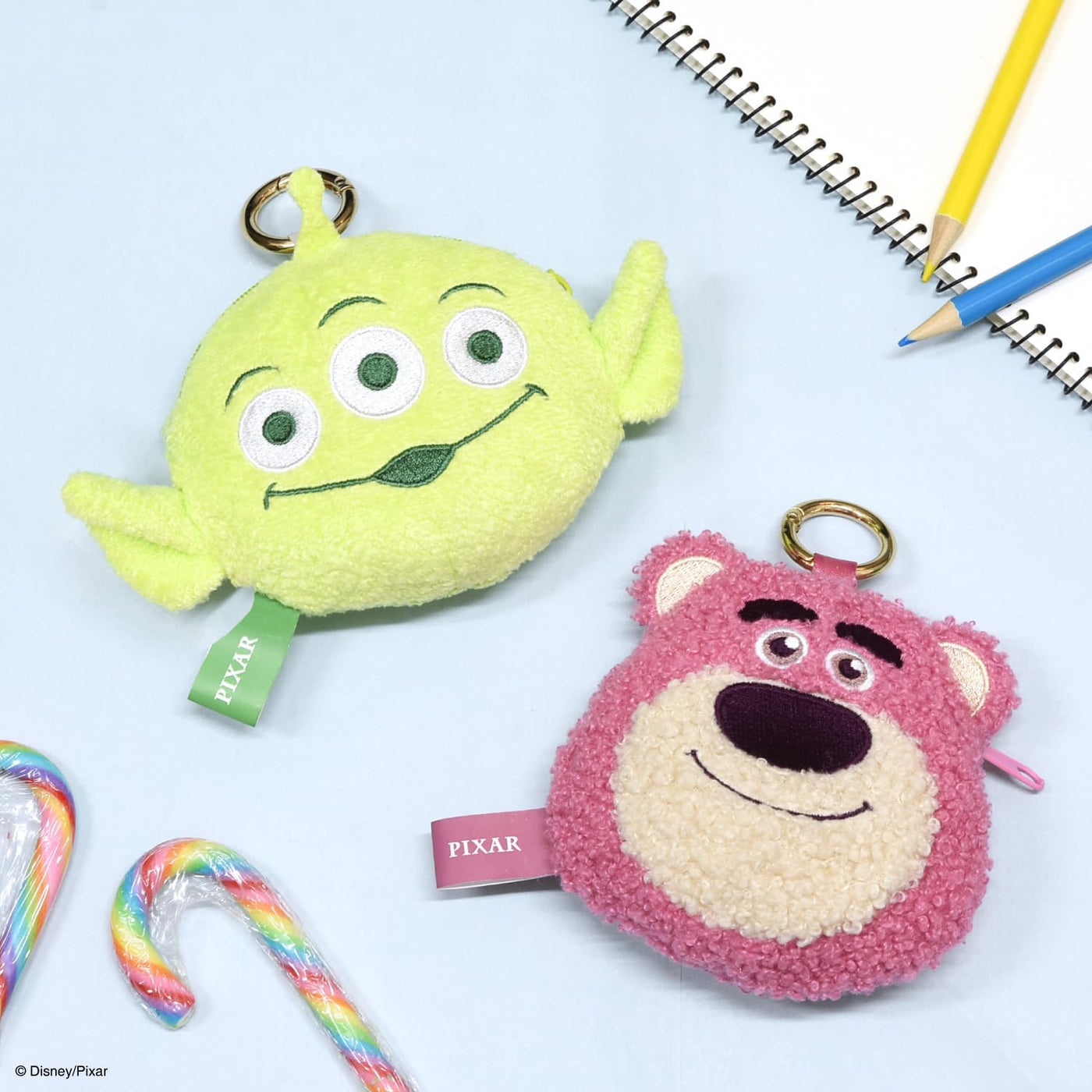 【AIRPODS CASE】グルマンディーズ ピクサーキャラクター イヤホンマルチポーチ ロッツォ