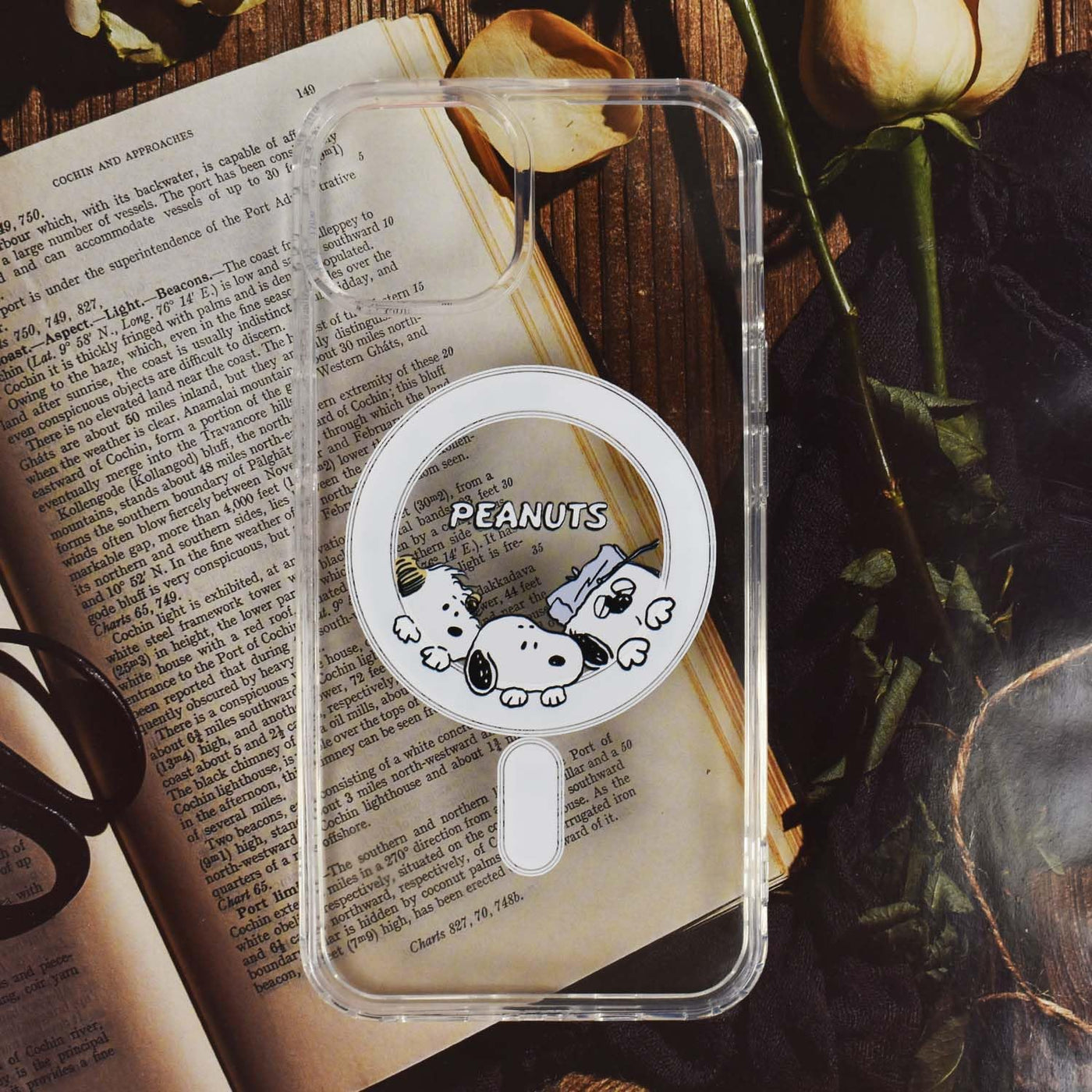 【IPHONE CASE】iPhone16 用 ケース マグネット MagSafe対応 スヌーピー スマホケース 携帯カバー 耐衝撃