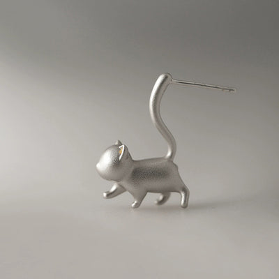 【EARRINGS】長いしっぽ ネコちゃんピアス