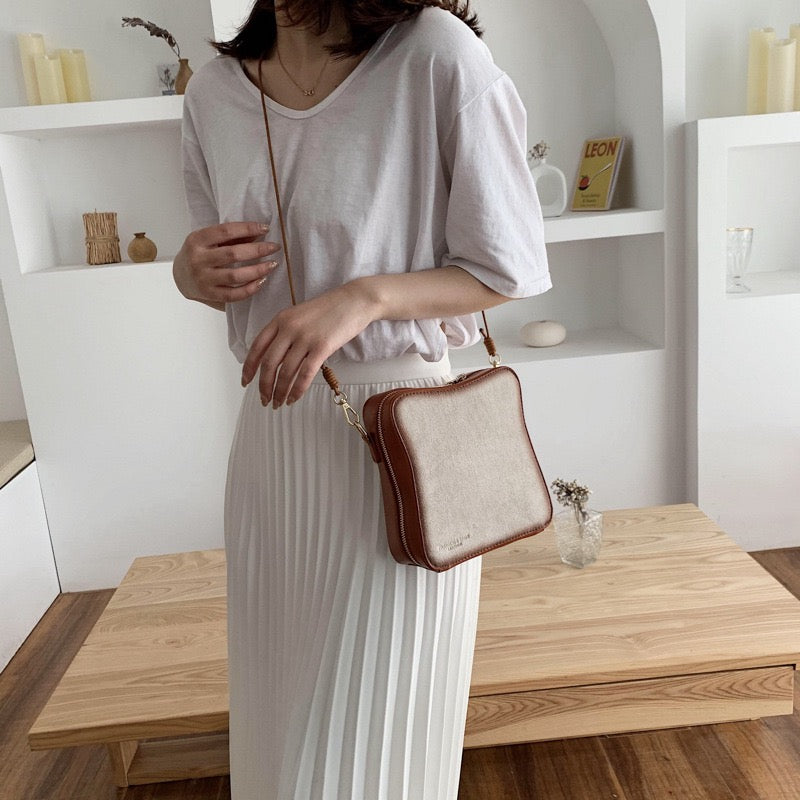 【CUTE BAG】食パン 目玉焼き ショルダーバッグ