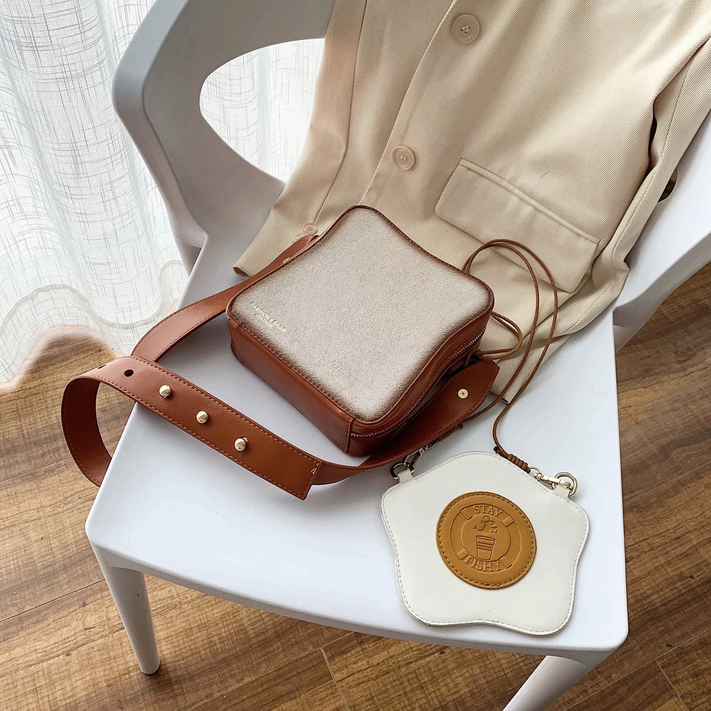 【CUTE BAG】食パン 目玉焼き ショルダーバッグ