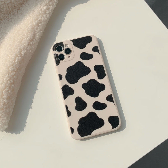 【iPhone Case】かわいい牛柄iPhoneケース