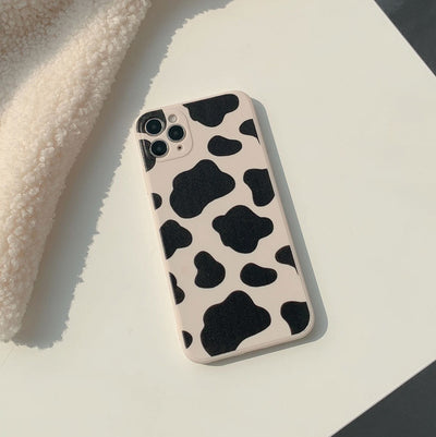 【iPhone Case】かわいい牛柄iPhoneケース