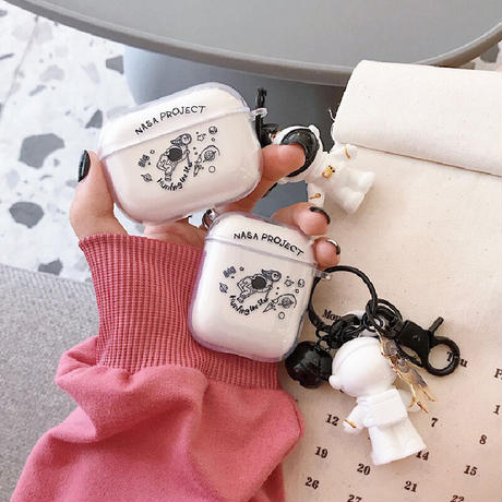 【Airpods Case】かわいい宇宙飛行士 AirPods/ Airpods Proケース/Airpods 第三世代