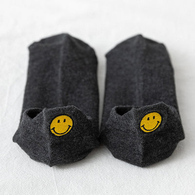 【Socks】可愛いスマイル刺繍レディースソックス