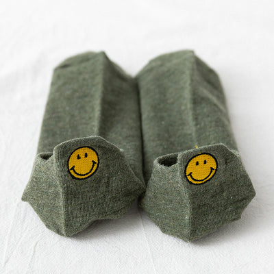 【Socks】可愛いスマイル刺繍レディースソックス