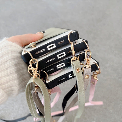 【iPhone Case】 シンプル 革製 高級感  おしゃれ  全4色 ショルダーストラップ付き  背面ポケット iPhoneケース
