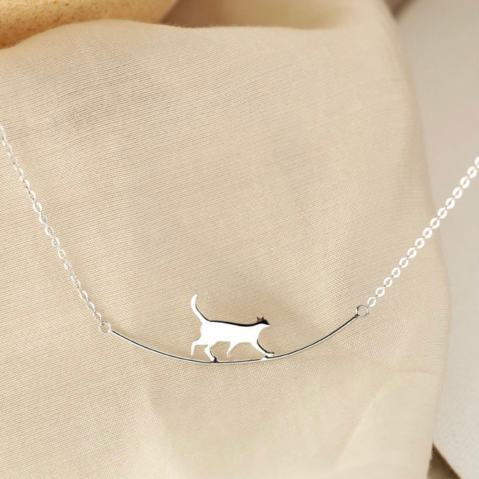 【Necklace】可愛いねこ猫 歩く 韓国 人気  ネックレス
