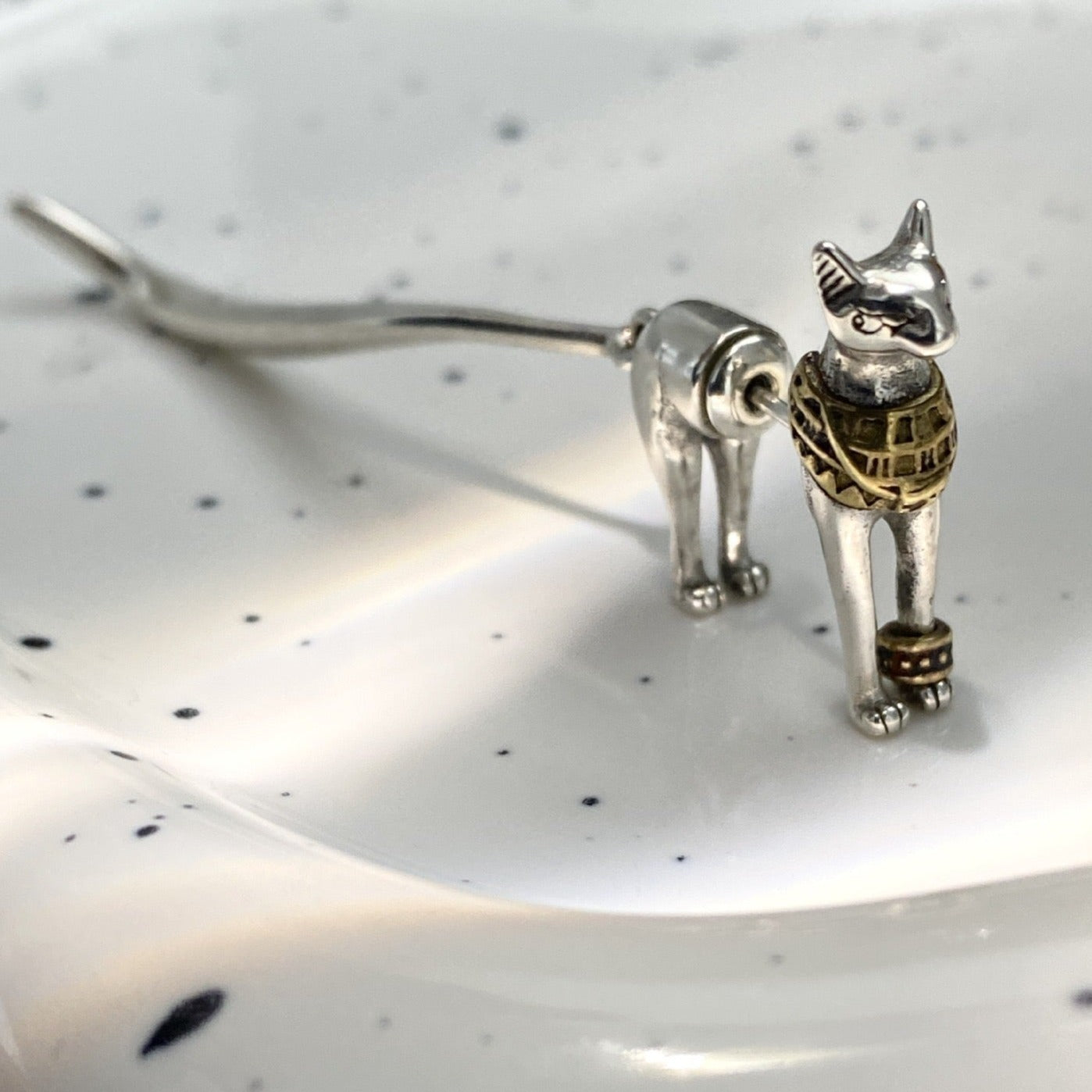【Earrings】個性 エジプト ファラオ 猫 ピアス