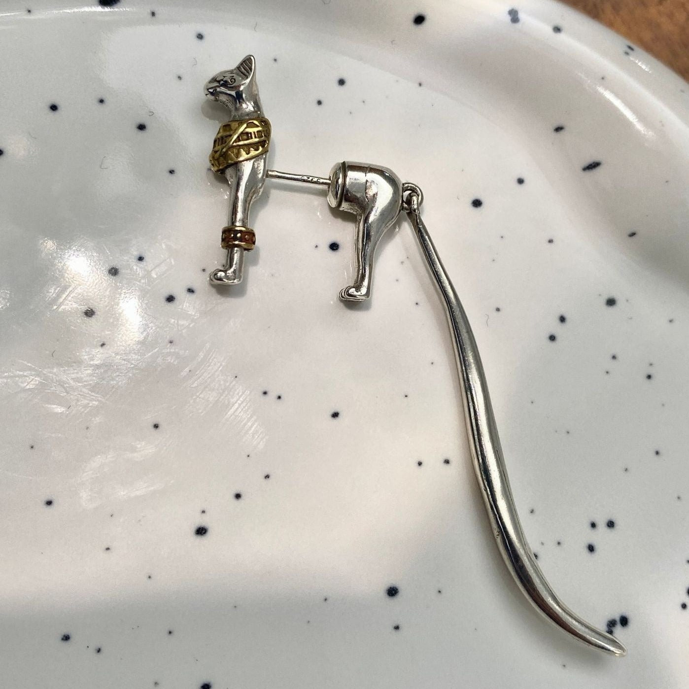 【Earrings】個性 エジプト ファラオ 猫 ピアス